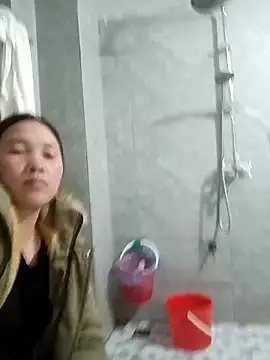 miumiu 00 online show from November 2025 11:54:02 AM