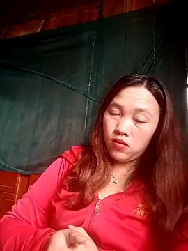 miumiu 00 online show from December 2025 04:11:01 AM