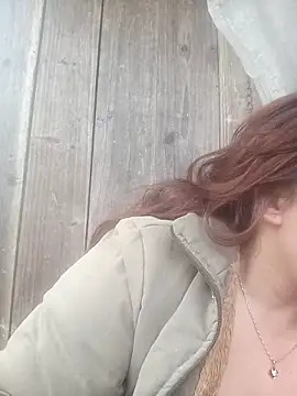 miumiu 00 online show from December 2025 07:58:02 AM