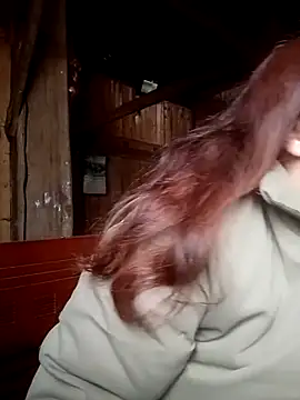 miumiu 00 online show from December 2025 12:11:02 AM