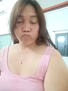 miumiu 00 online show from November 2025 11:20:02 AM