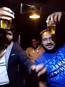 VijayLover69 online show from November 2025 04:00:01 PM