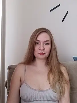 KisaVixen online show from April 2026 12:20:01 PM