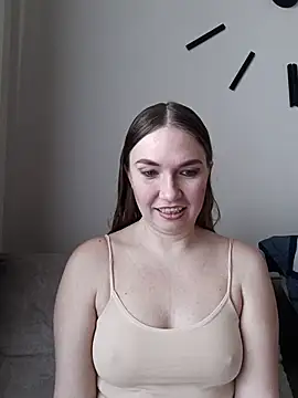 KisaVixen online show from February 2026 12:17:01 PM