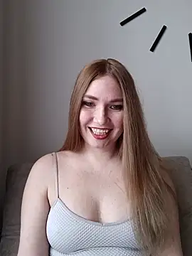 KisaVixen online show from March 2026 03:00:01 PM