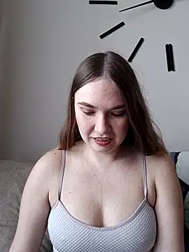 KisaVixen online show from March 2026 12:45:01 PM