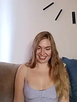 KisaVixen online show from April 2026 01:02:01 PM