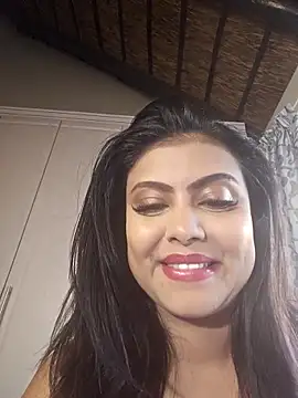 Snapshot of Indian_GlowingMiax chatting on December 2025 05:01:02 AM Indian GlowingMiax online show from December 2025 05:01:02 AM