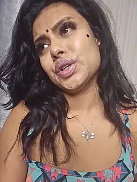 Indian GlowingMiax online show from October 2025 06:18:02 PM