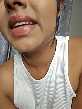 Snapshot of Indian_GlowingMiax chatting on February 2026 09:44:02 AM Indian GlowingMiax online show from February 2026 09:44:02 AM