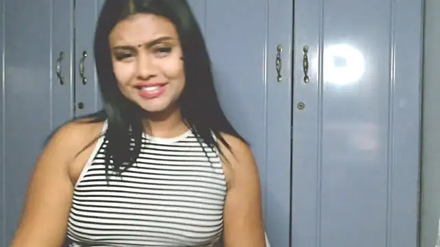 Indian GlowingMiax online show from October 2025 07:04:01 PM