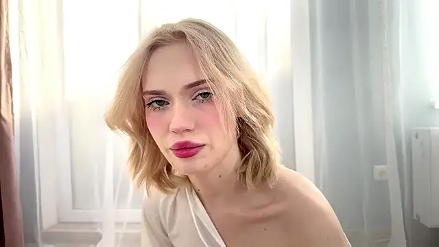 GlaydsLeveto online show from March 2026 04:38:02 AM