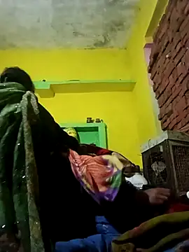 Rubi12A online show from December 2025 02:38:02 AM