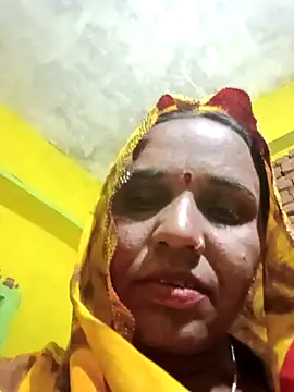 Rubi12A online show from December 2025 02:39:01 PM