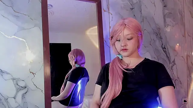 Snapshot of Suxan_White_ chatting on September 2025 11:54:01 AM Suxan White online show from September 2025 11:54:01 AM