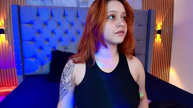 Suxan White  online show from February 2026 12:03:02 PM