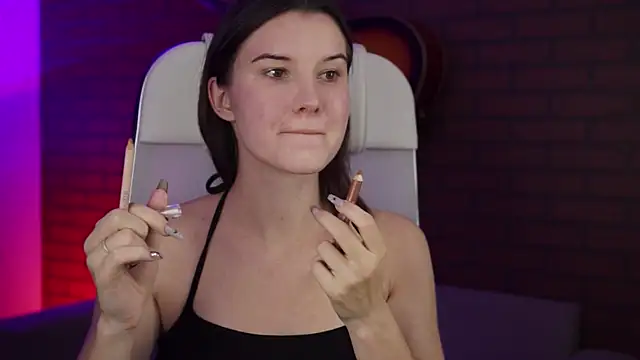 AgataWillis online show from October 2025 11:42:01 AM