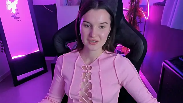 AgataWillis online show from October 2025 01:23:01 PM