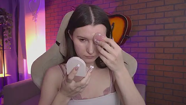 Snapshot of AgataWillis chatting on February 2026 05:59:01 AM AgataWillis online show from February 2026 05:59:01 AM