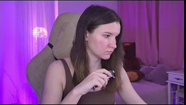 AgataWillis online show from April 2026 04:30:01 AM