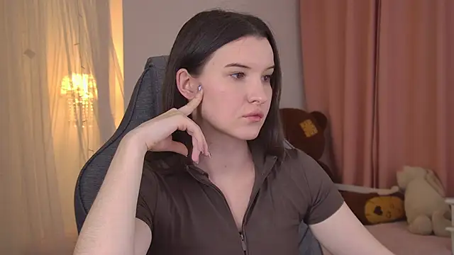 Snapshot of AgataWillis chatting on June 2026 05:40:02 AM AgataWillis online show from June 2026 05:40:02 AM