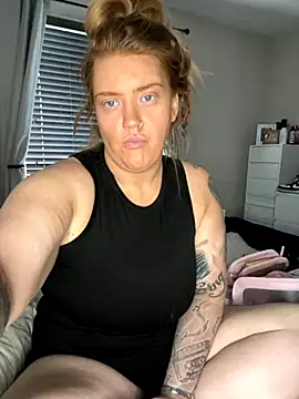 Snapshot of MysteriousMylaX chatting on November 2025 01:45:02 PM MysteriousMylaX online show from November 2025 01:45:02 PM