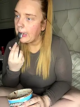 Snapshot of MysteriousMylaX chatting on November 2025 07:36:01 PM MysteriousMylaX online show from November 2025 07:36:01 PM