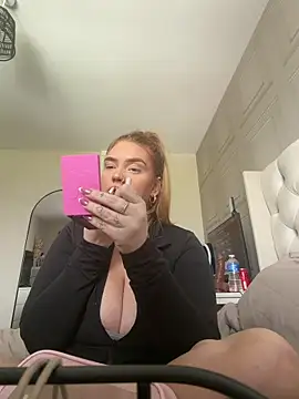 MysteriousMylaX online show from April 2026 02:18:02 PM