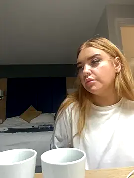 MysteriousMylaX online show from October 2025 12:06:02 PM