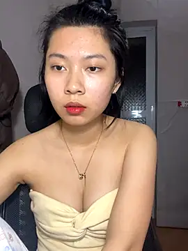 Snapshot of Phthao chatting on November 2025 03:23:02 PM Phthao online show from November 2025 03:23:02 PM