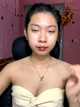 Snapshot of Phthao chatting on October 2025 03:10:02 PM Phthao online show from October 2025 03:10:02 PM