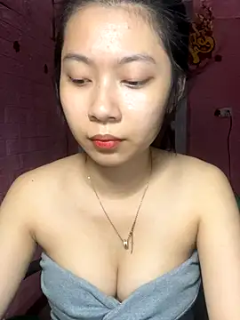 Snapshot of Phthao chatting on September 2025 03:00:01 PM Phthao online show from September 2025 03:00:01 PM