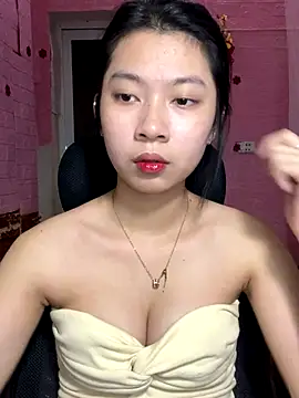 Snapshot of Phthao chatting on October 2025 01:54:02 PM Phthao online show from October 2025 01:54:02 PM