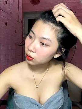 Snapshot of Phthao chatting on September 2025 03:07:02 PM Phthao online show from September 2025 03:07:02 PM