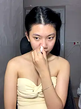 Snapshot of Phthao chatting on November 2025 03:38:01 PM Phthao online show from November 2025 03:38:01 PM