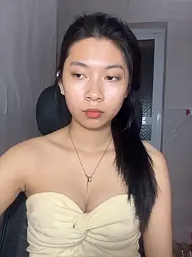 Snapshot of Phthao chatting on December 2025 02:27:02 PM Phthao online show from December 2025 02:27:02 PM