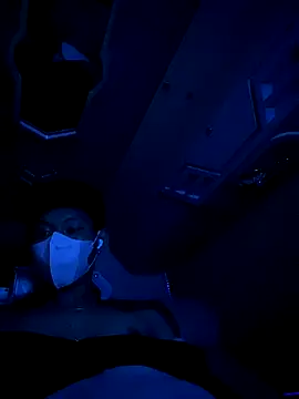 linh21107 online show from November 2025 11:25:01 AM