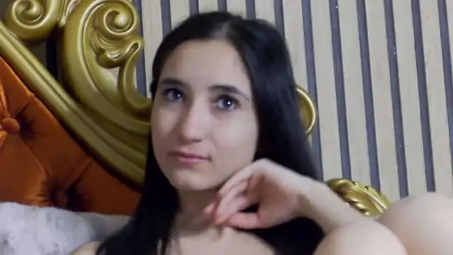 CarolinaBlair online show from April 2026 07:35:02 AM