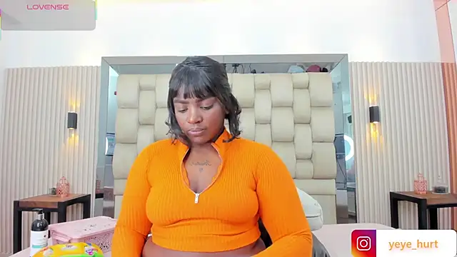 nahomye teylor online show from September 2025 03:23:01 AM
