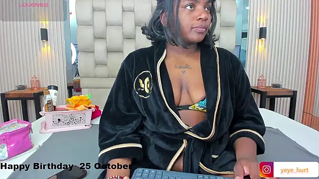 nahomye teylor online show from October 2025 02:57:02 AM