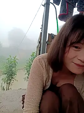 Snapshot of linda_bae00 chatting on May 2026 12:03:01 AM linda bae00 online show from May 2026 12:03:01 AM