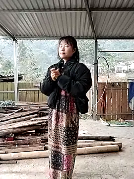 linda bae00 online show from February 2026 12:40:01 AM