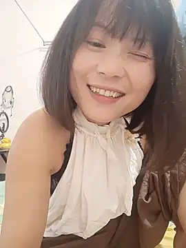 Snapshot of linda_bae00 chatting on May 2026 12:20:02 AM linda bae00 online show from May 2026 12:20:02 AM
