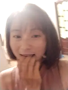 linda bae00 online show from November 2025 03:32:01 AM