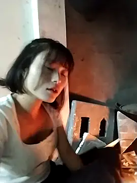 linda bae00 online show from December 2025 12:44:01 AM