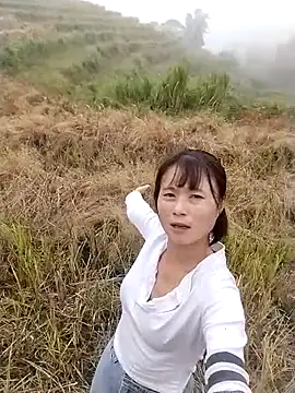 linda bae00 online show from October 2025 03:16:01 AM