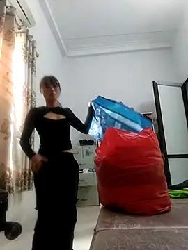 linda bae00 online show from October 2025 02:23:01 AM