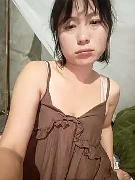 Snapshot of linda_bae00 chatting on May 2026 12:35:01 PM linda bae00 online show from May 2026 12:35:01 PM