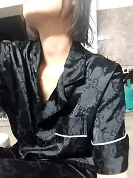 linda bae00 online show from November 2025 11:54:02 AM