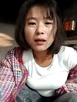 linda bae00 online show from November 2025 12:20:01 AM